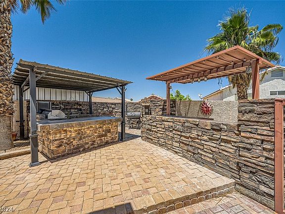 5th image of 9348 Villa Tuscany Ave