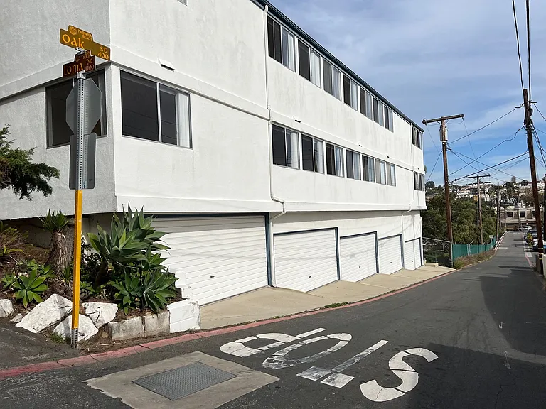 Loma Drive — Photo 3