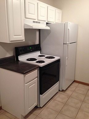 3rd image of 2755 Lexington Ave #G79