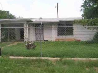 2502 E Locust St, Laredo, TX 78043