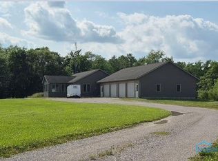 17086 Harris Rd, Defiance, OH 43512