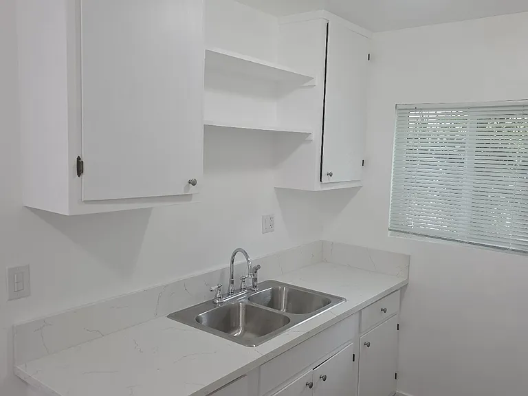 3868 S Centinela Ave #8 — Photo 1