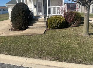 667 Aspen Dr, Manteno, IL 60950