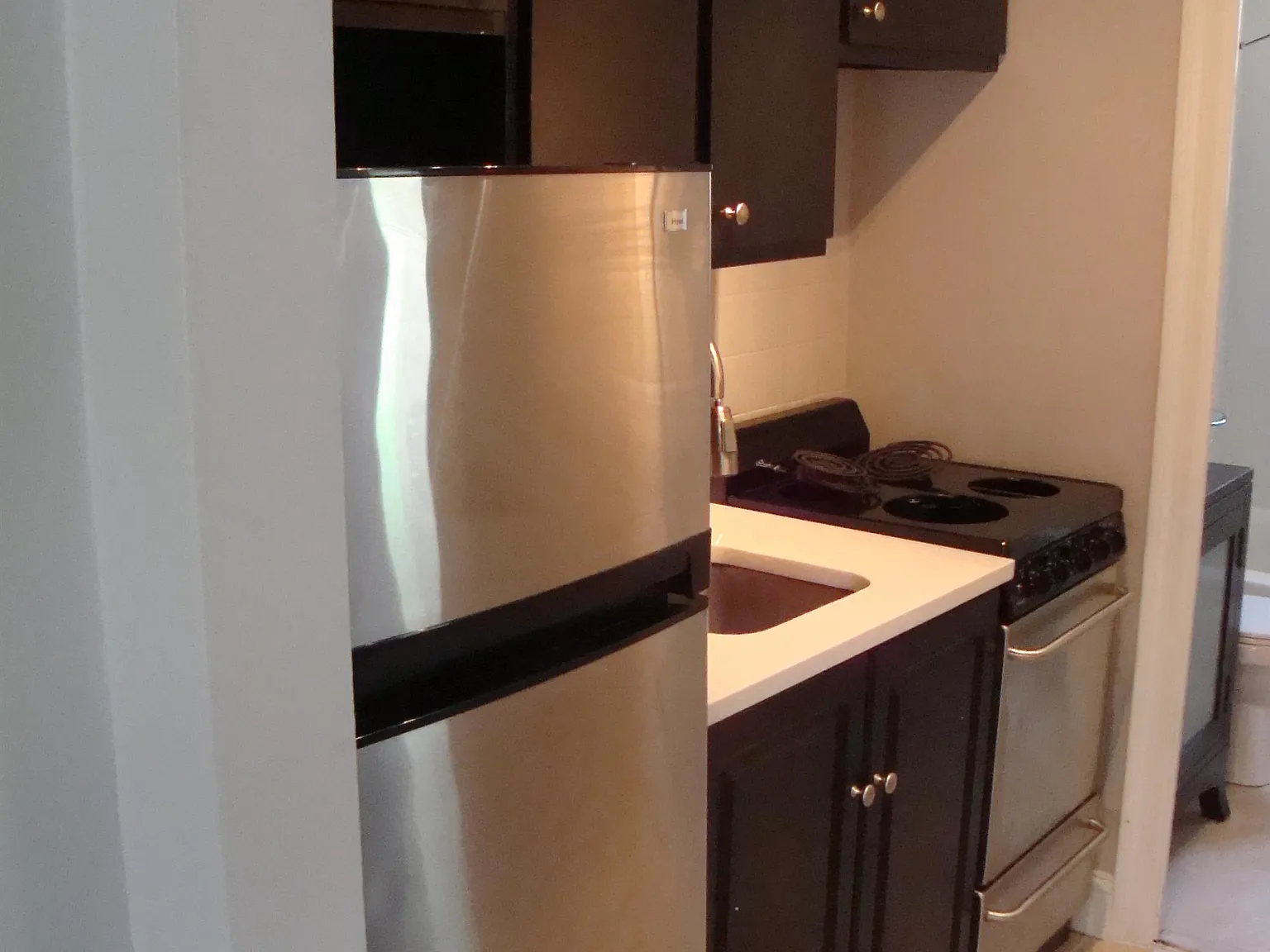 Alamo Apartments — Photo 3