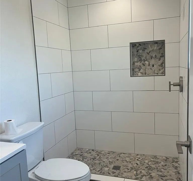 2nd image of 2621 E Michigan Ave #2621
