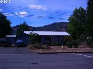 163 Alameda St, Myrtle Creek, OR 97457