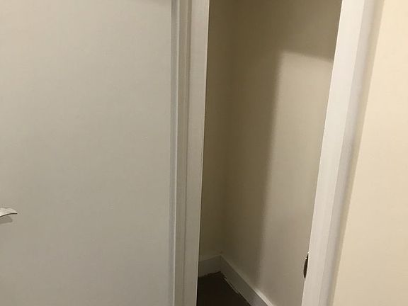 3rd image of 11640 Park Ln S APT Aa1