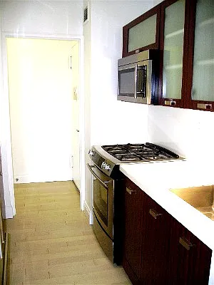 Rented by Levan Real Estate | media 40