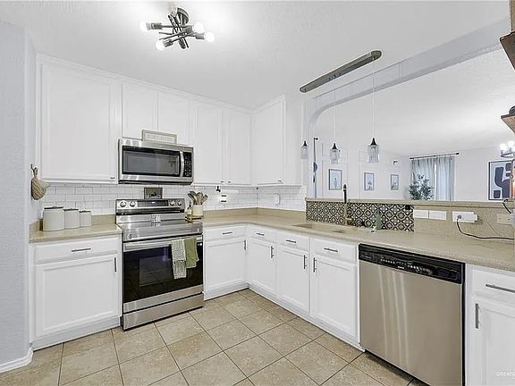 4th image of 10720 N 30th St