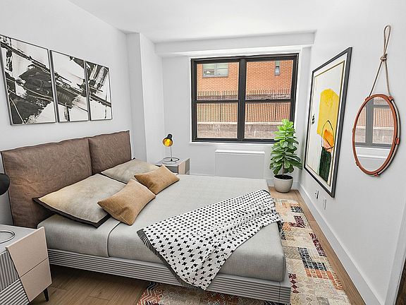 5th image of 7 E 14th St APT 330
