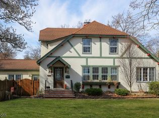 153 N Martine Ave, Fanwood, NJ 07023