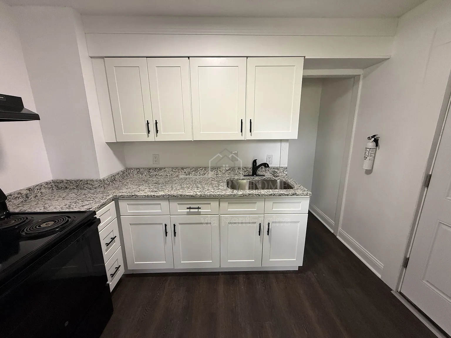 2 bed, 1.0 bath, 616 sqft, $1,150 — Photo 3