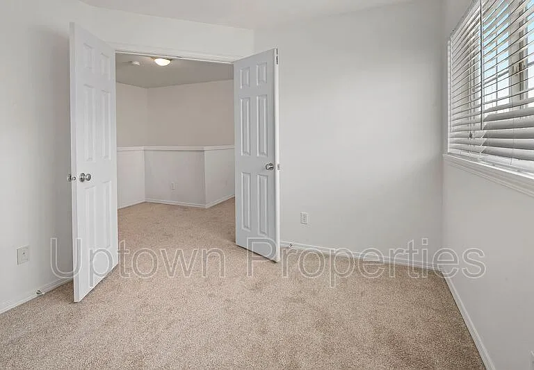 1611 SW San Mateo Ter — Photo 9