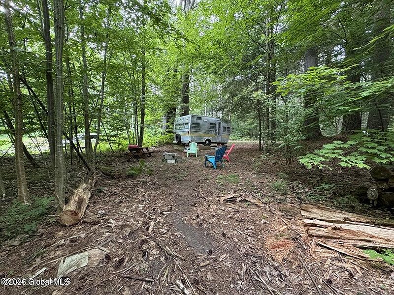 3rd image of 6075 Woodside Road