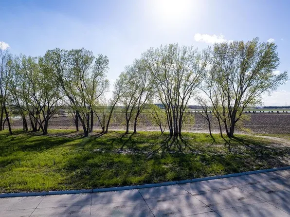 3764 56th St, Columbus, NE 68601