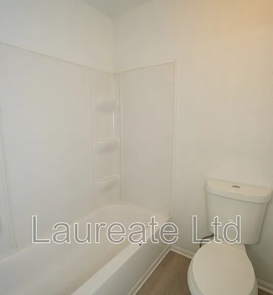 2995 W Yale Ave — Photo 22