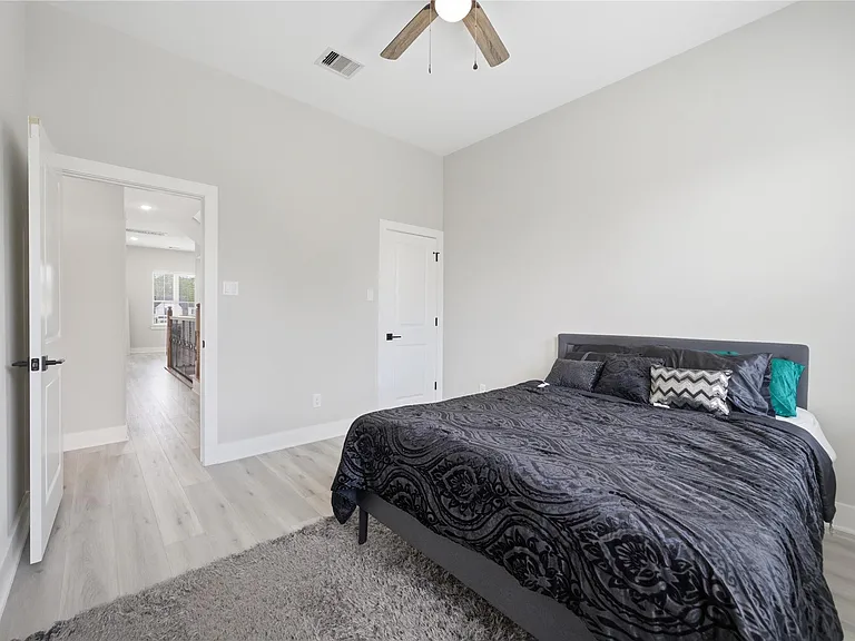 4903 Curiosity Ct — Photo 30