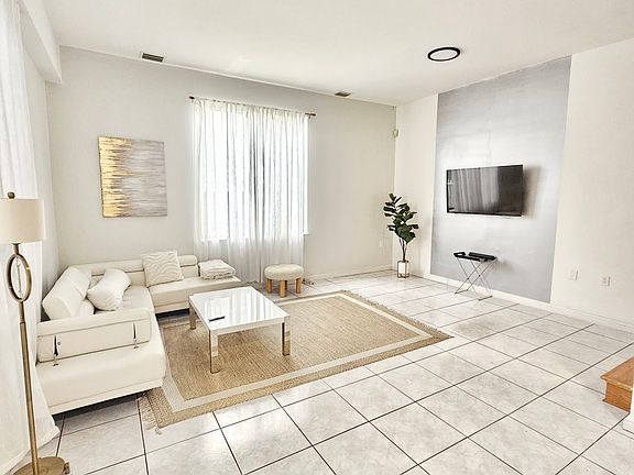 3rd image of 8119 Harding Ave #5