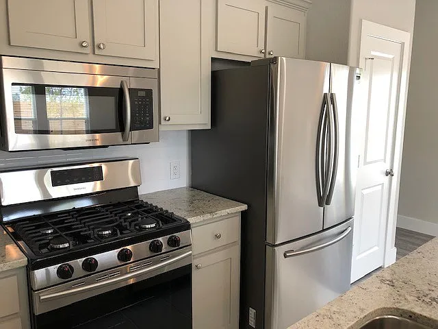 1121 Bernard St #102 — Photo 10