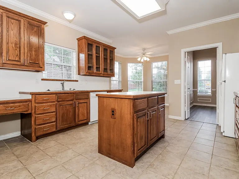 2725 Running Duke Dr — Photo 8
