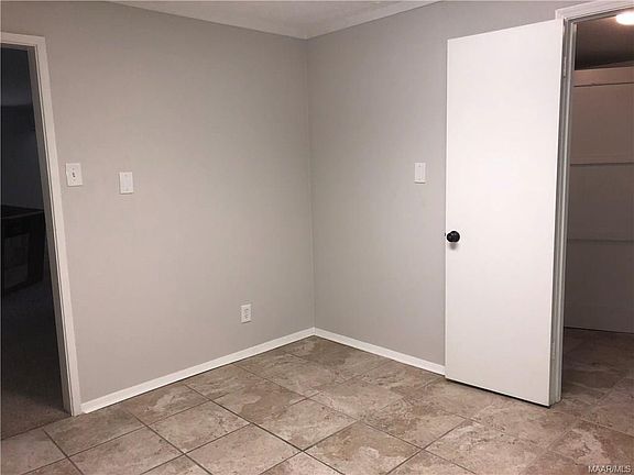 4th image of 1852 Sylvan Dr