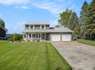 61726 Parkridge Ln, Sturgis, MI 49091