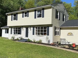 3089 Overdale Dr, Richfield, OH 44286