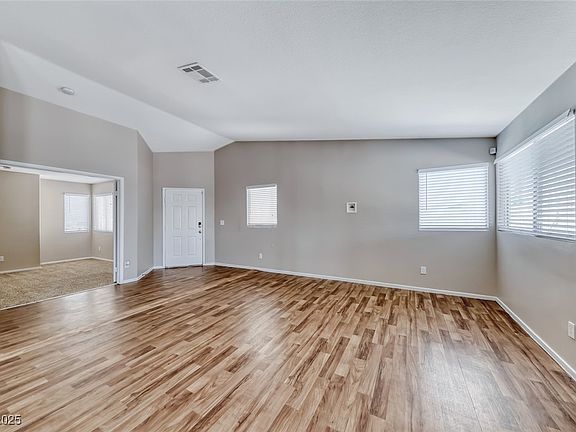 5th image of 2103 Falcon Crest Ave
