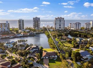 319 Pirates Bight, Naples, FL 34103