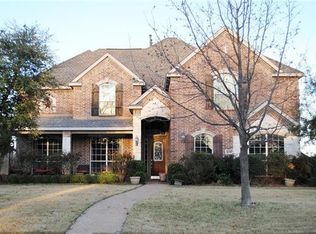 10018 Huffines Dr, Rowlett, TX 75089