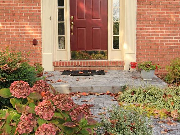 2nd image of 13156 New Parkland Dr
