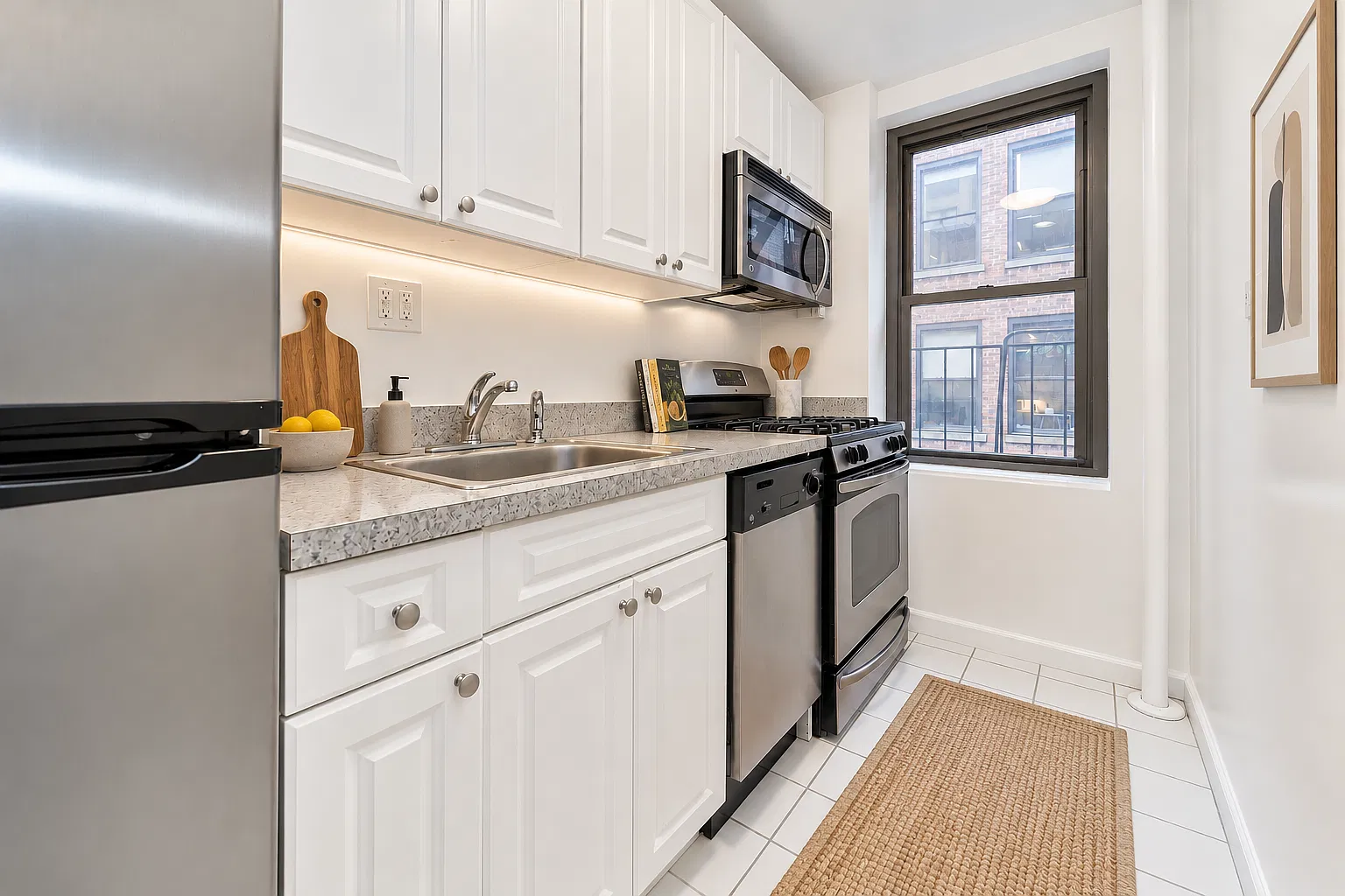 124 East 24th Street — Photo 3