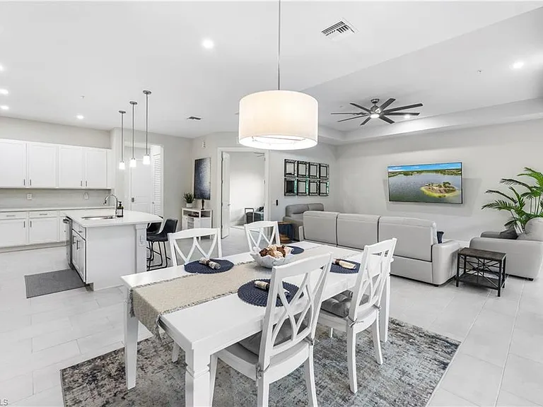 178 Indies Dr E #201 — Photo 12