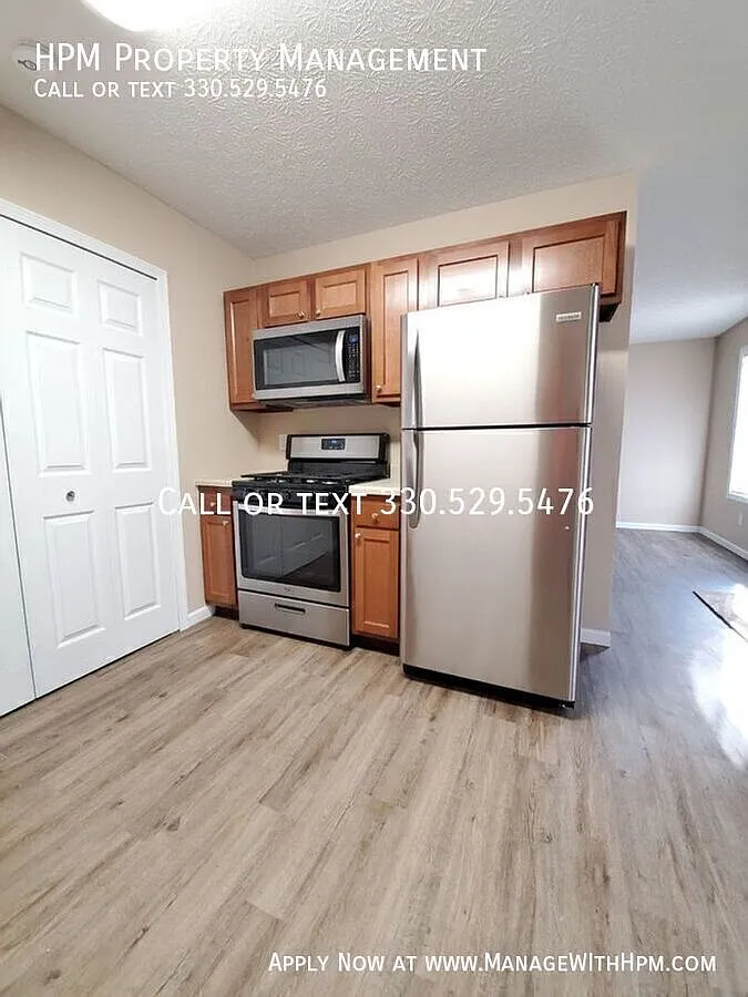 2 bed, 1.0 bath, 798 sqft, $1,095 — Photo 4