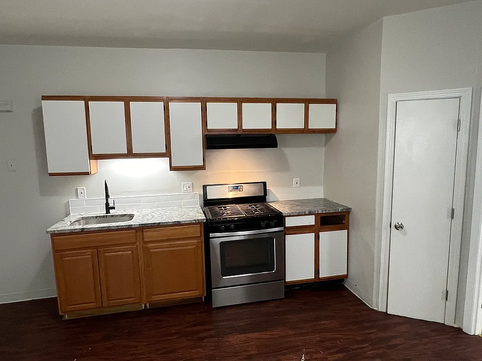 38 George St #2E