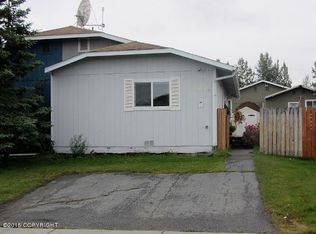 10105 Goose Berry Pl, Anchorage, AK 99515