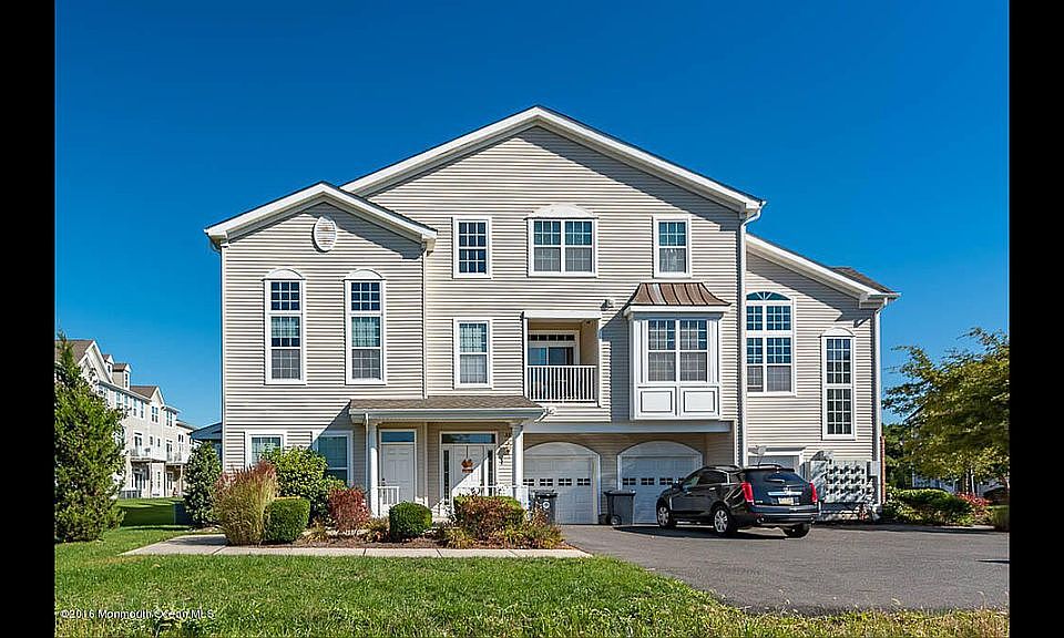 1st image of 31 Farrah Dr