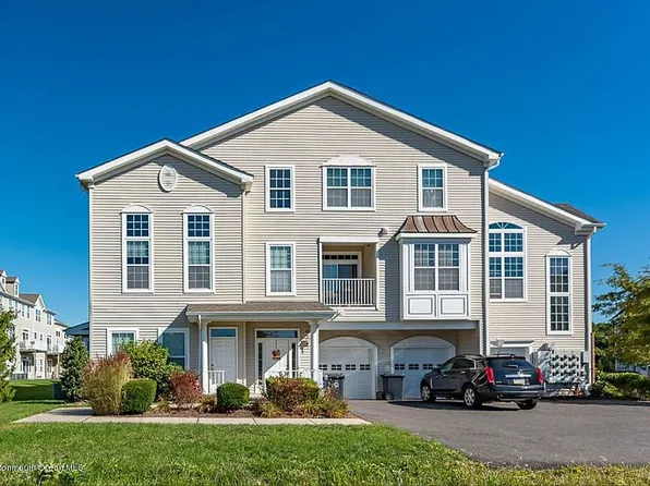 31 Farrah Dr, Manahawkin, NJ 08050