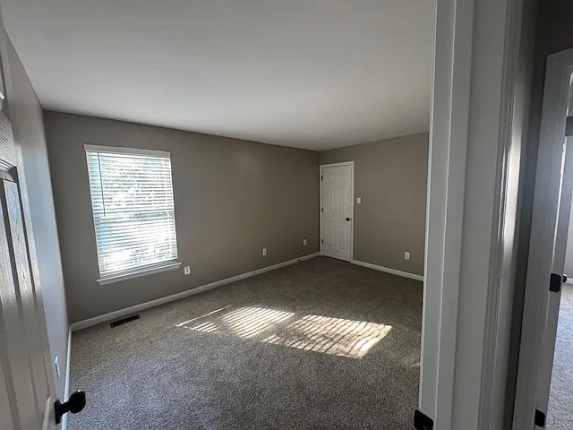 2023 Williamstown Dr — Photo 16
