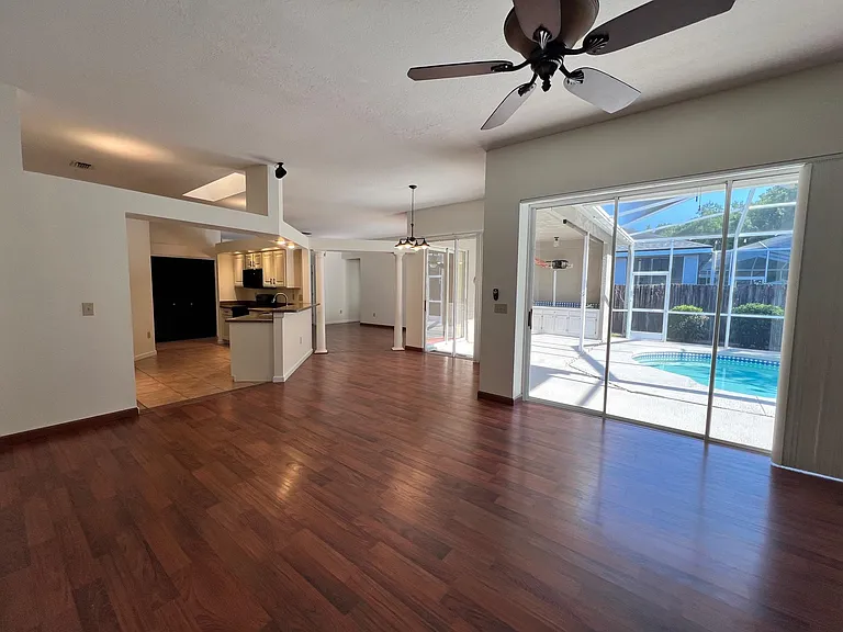 9639 Fox Hearst Rd — Photo 25