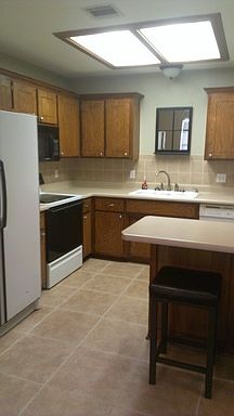 3rd image of 1109 SW 100th Ter