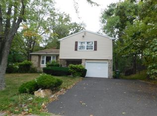 1248 Fitzwatertown Rd, Roslyn, PA 19001