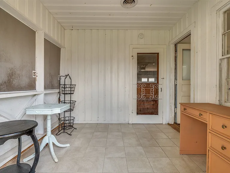 202 W Cherry St — Photo 10