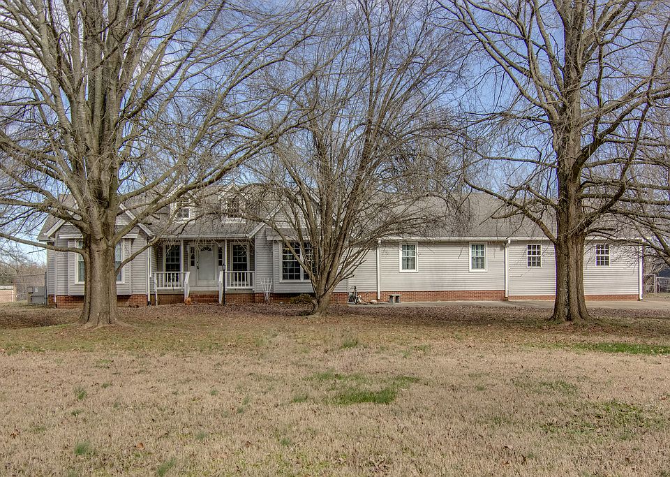 1st image of 108 Blackwood Dr