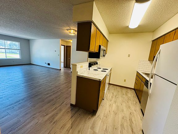 2nd image of 125 E Zeller St APT 10