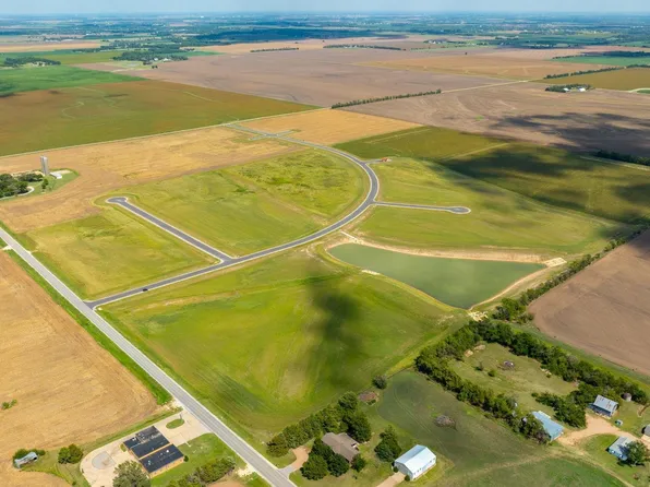 24750 W Stonebottom Ct, Goddard, KS 67052