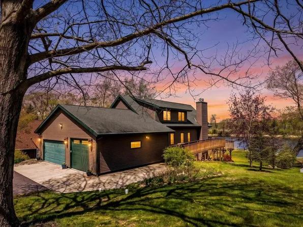 W5542 Oxbow Trail, Princeton, WI 54968