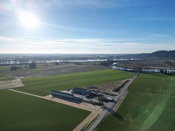 2nd image of 103AC Hyde Buker Rd