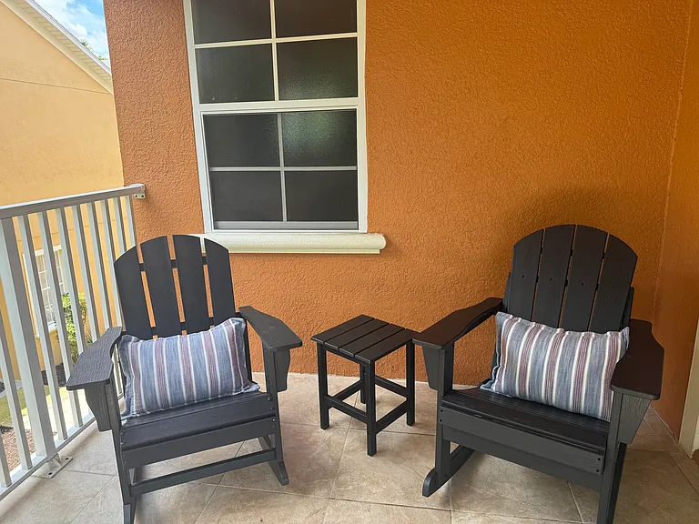 869 Assembly Ct — Photo 22