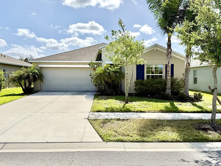 17134 White Mangrove Dr — Photo 3